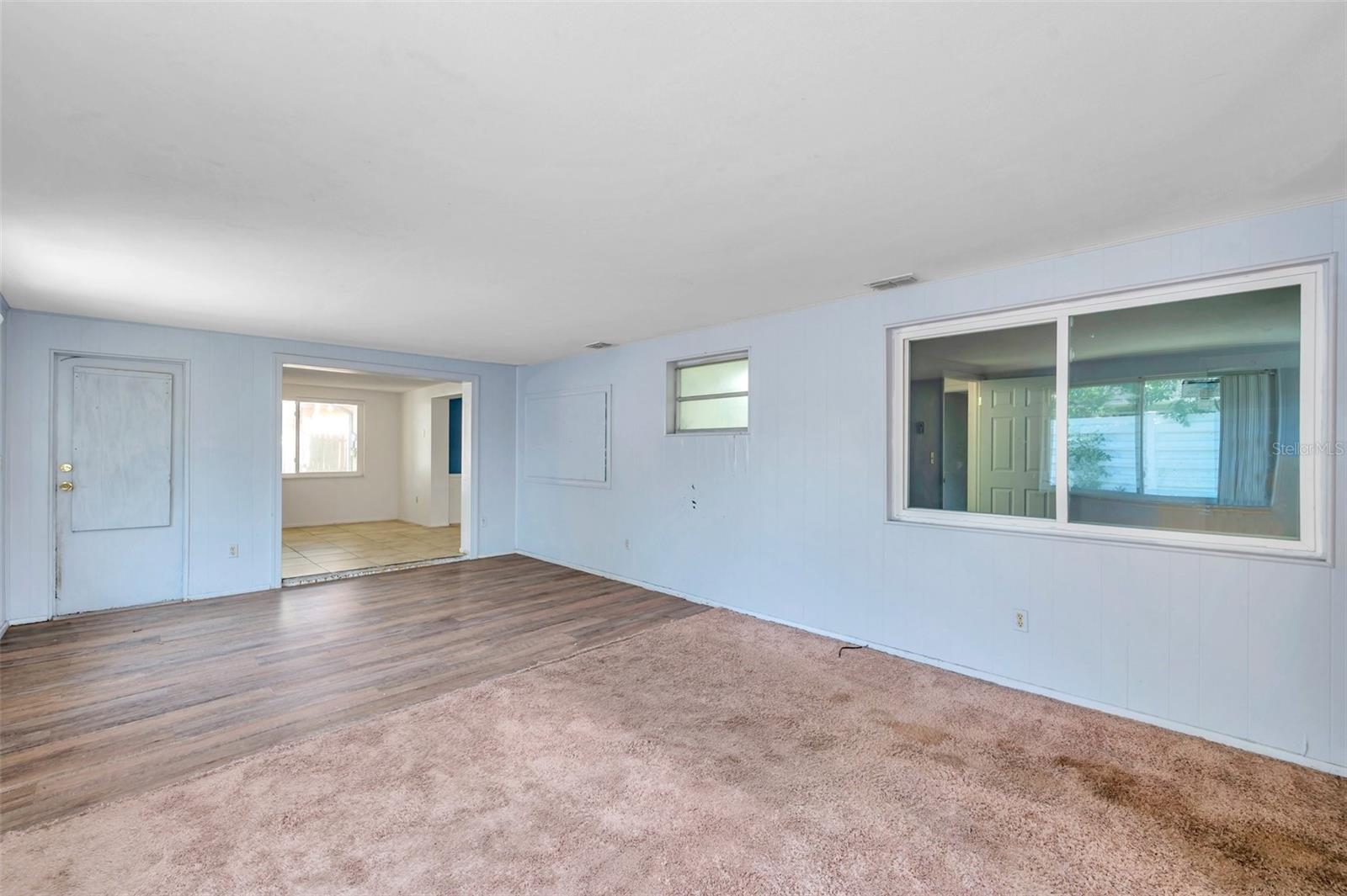 Image 23 of 49 For 4025 Stratfield Drive