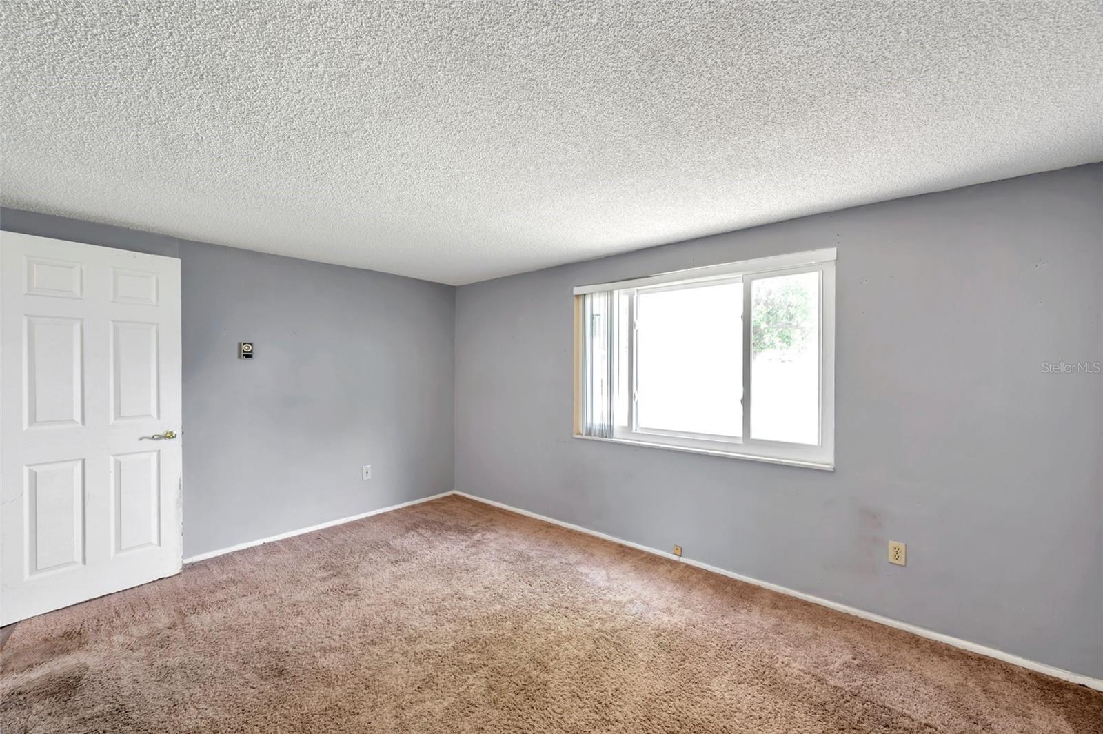 Image 28 of 49 For 4025 Stratfield Drive