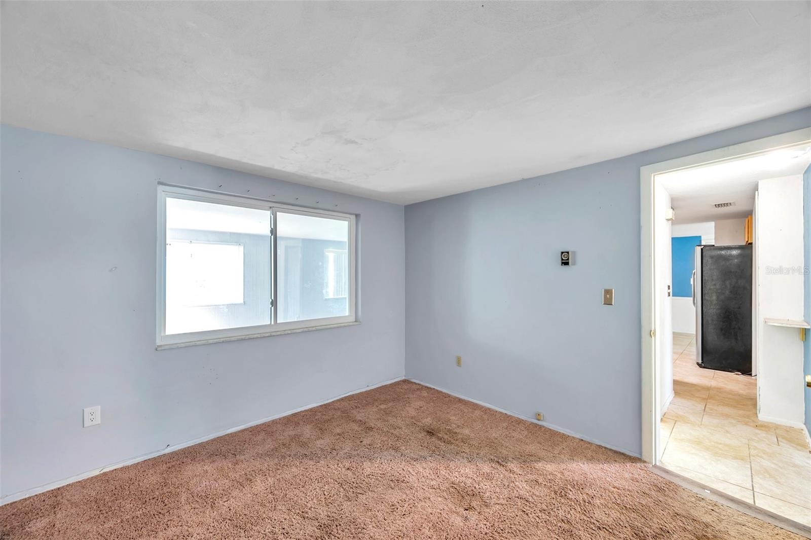 Image 32 of 49 For 4025 Stratfield Drive