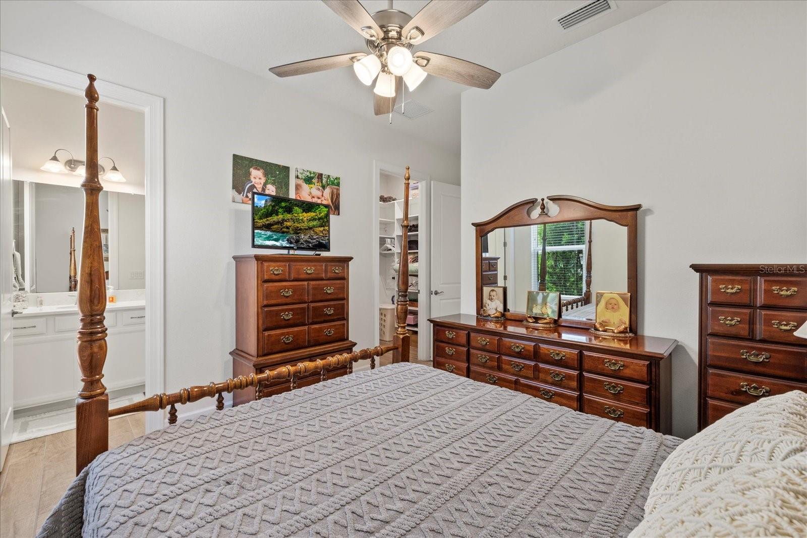 Listing photo id 23 for 11398 Juglans Drive
