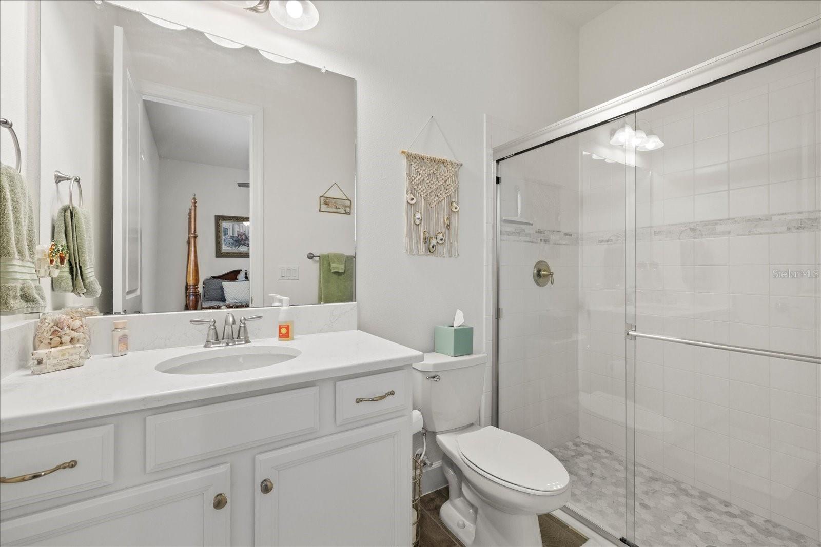 Listing photo id 24 for 11398 Juglans Drive