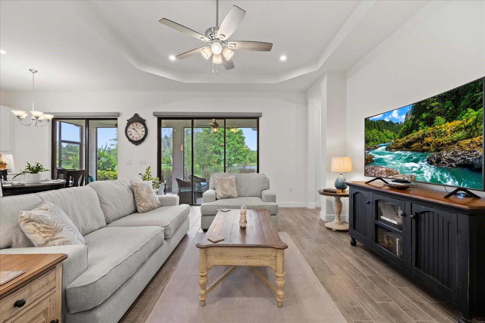 Listing photo id 27 for 11398 Juglans Drive
