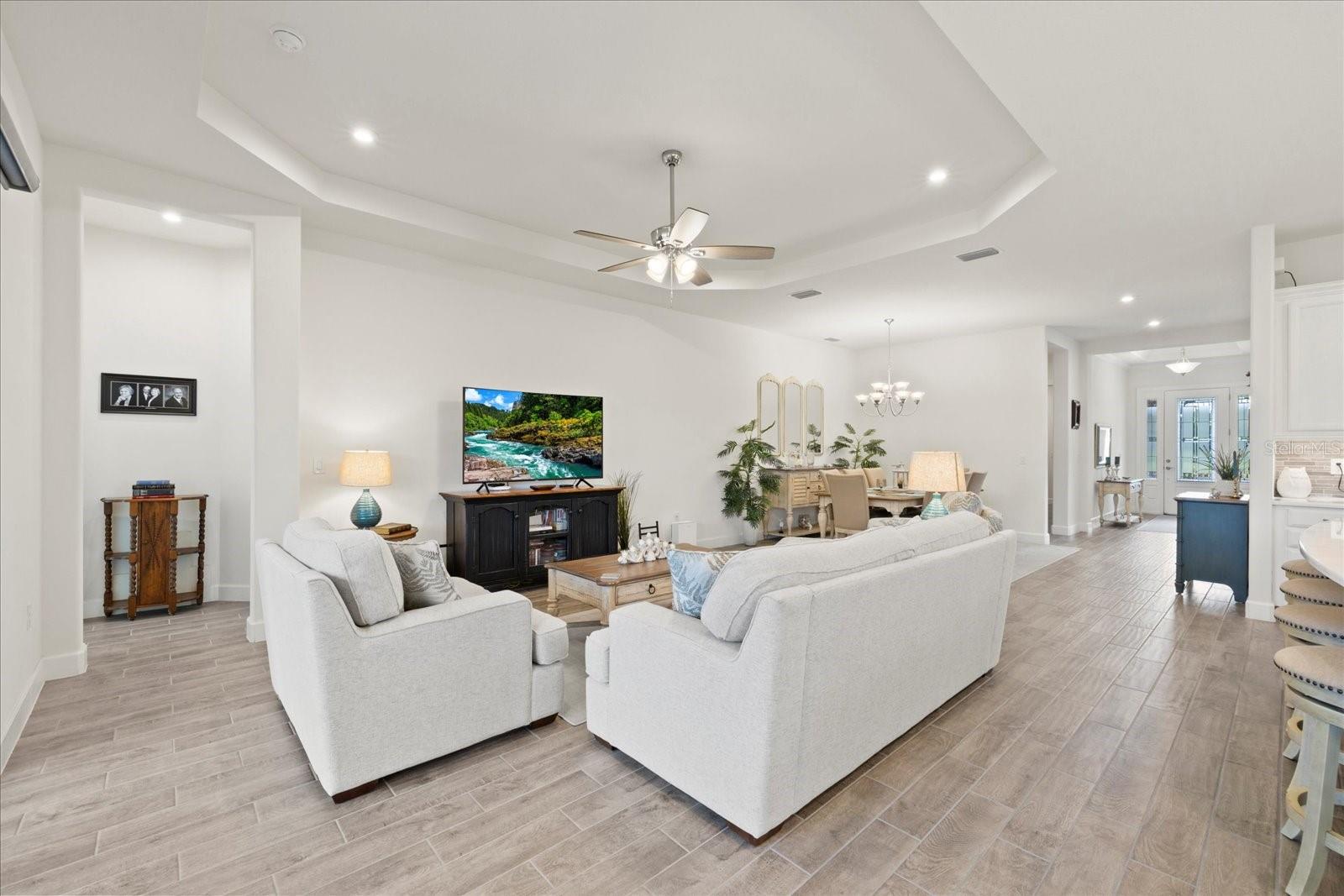Listing photo id 29 for 11398 Juglans Drive