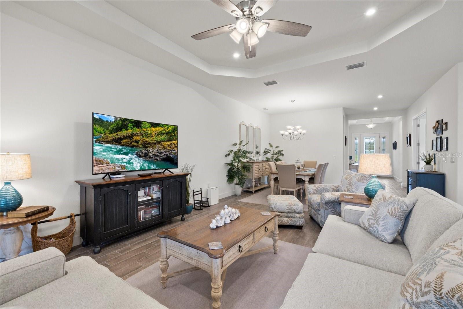 Listing photo id 30 for 11398 Juglans Drive