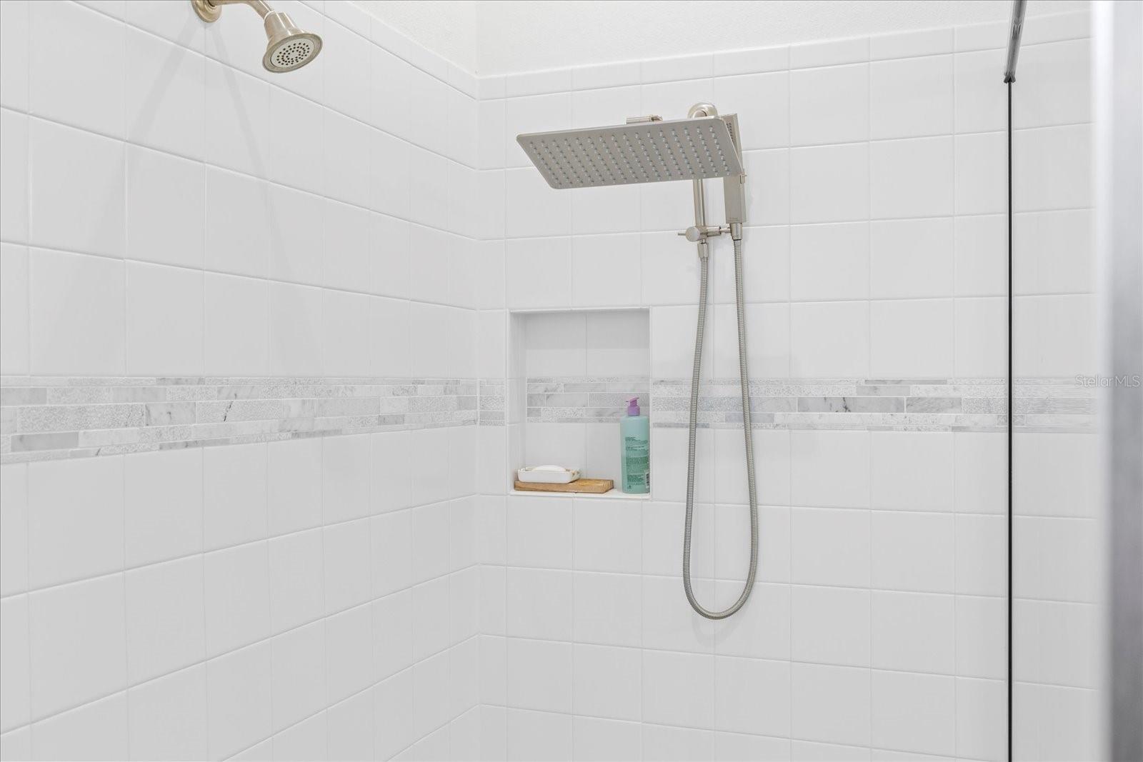 Listing photo id 37 for 11398 Juglans Drive