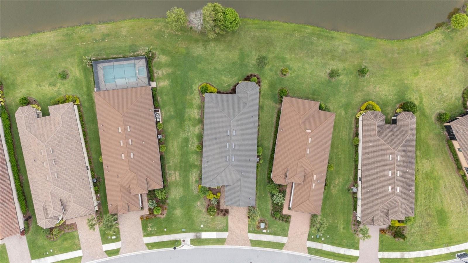 Listing photo id 52 for 11398 Juglans Drive