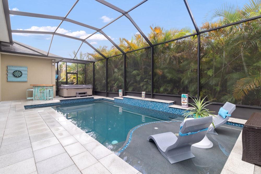 Image 2 of 62 For 16697 Courtyard Loop