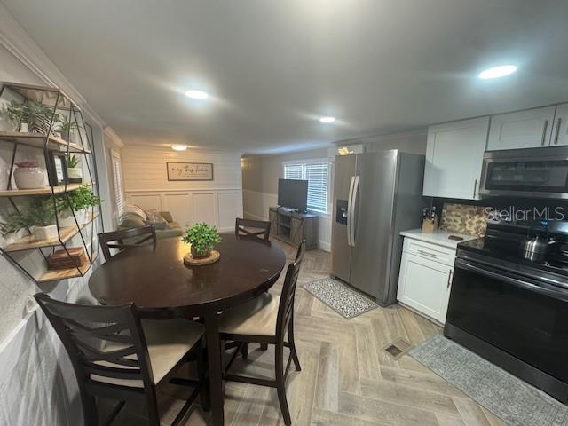 Image 6 of 17 For 6833 Flicker Lane