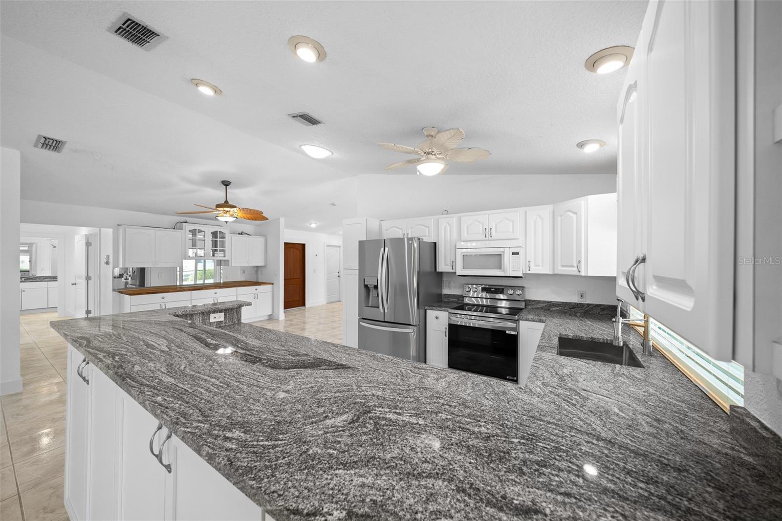 Image 13 of 43 For 9810 San Sebastian Way