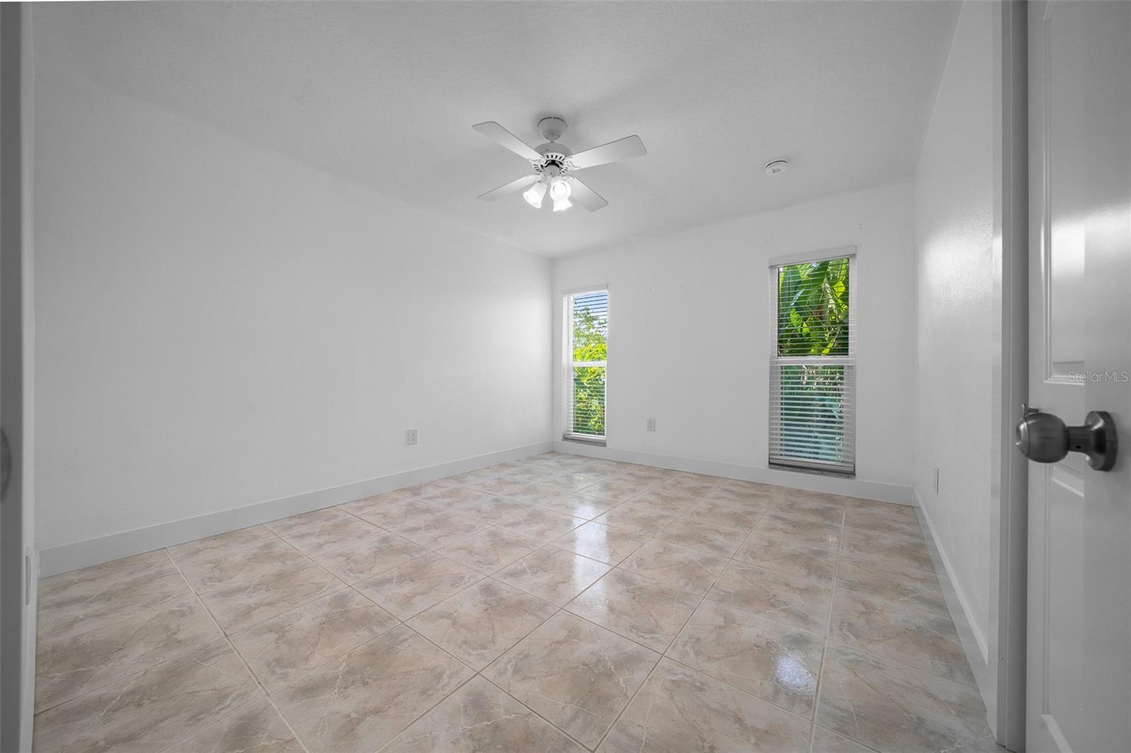 Image 17 of 43 For 9810 San Sebastian Way