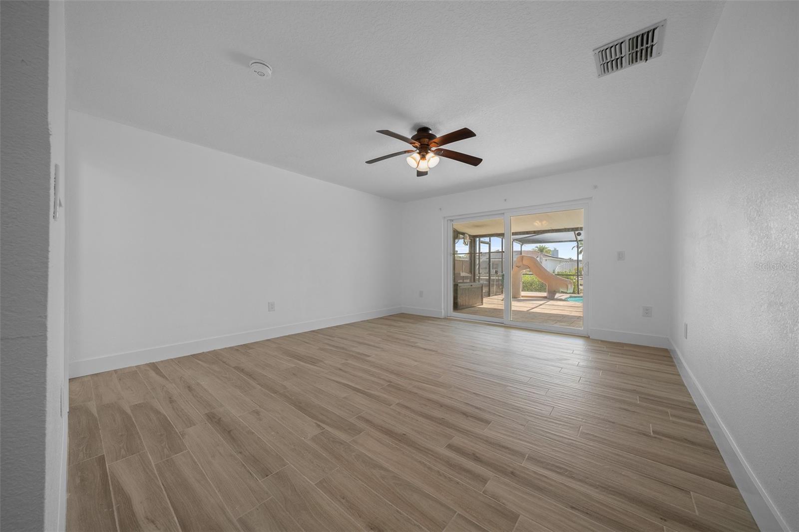Image 26 of 43 For 9810 San Sebastian Way