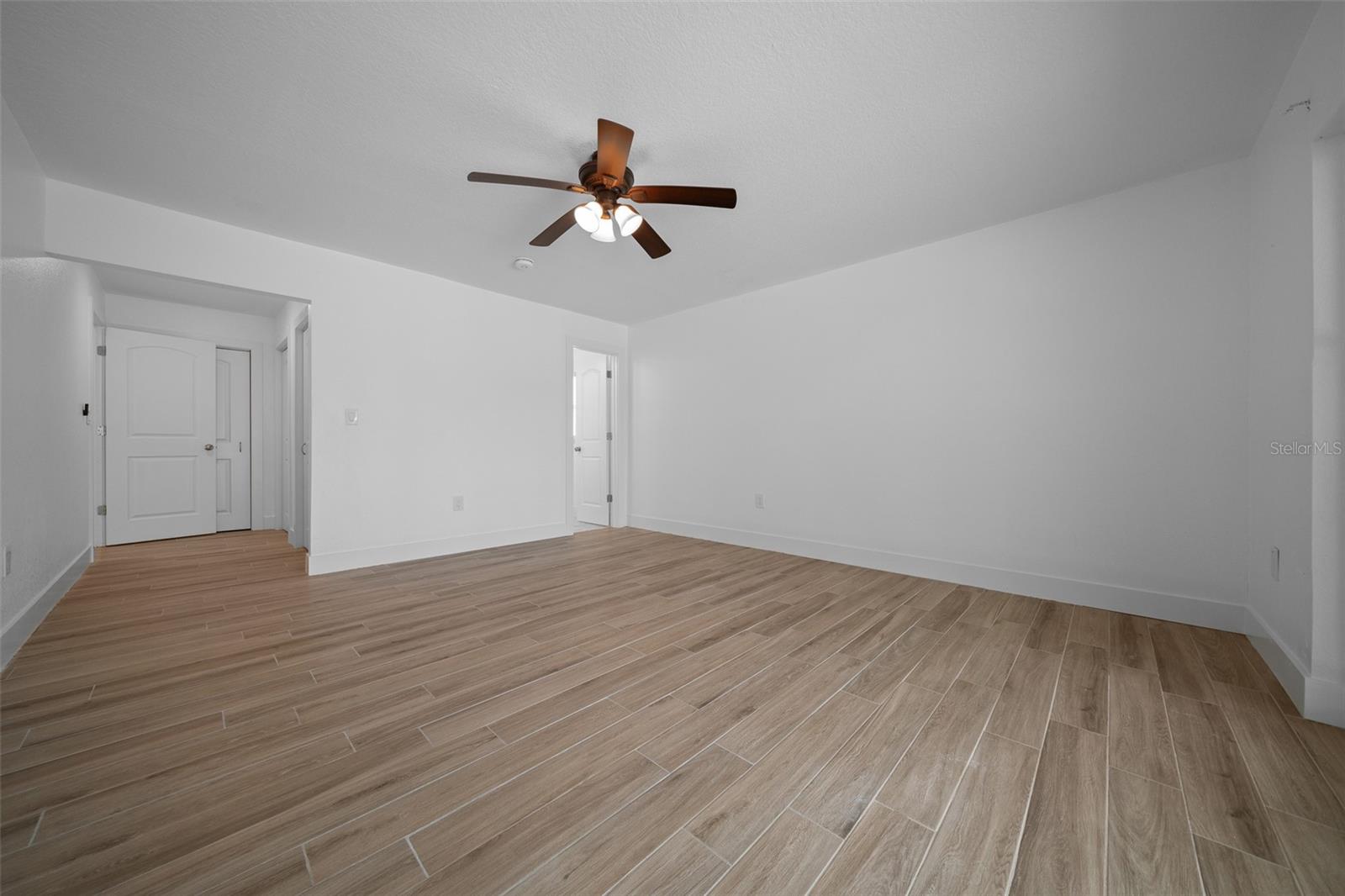 Image 27 of 43 For 9810 San Sebastian Way