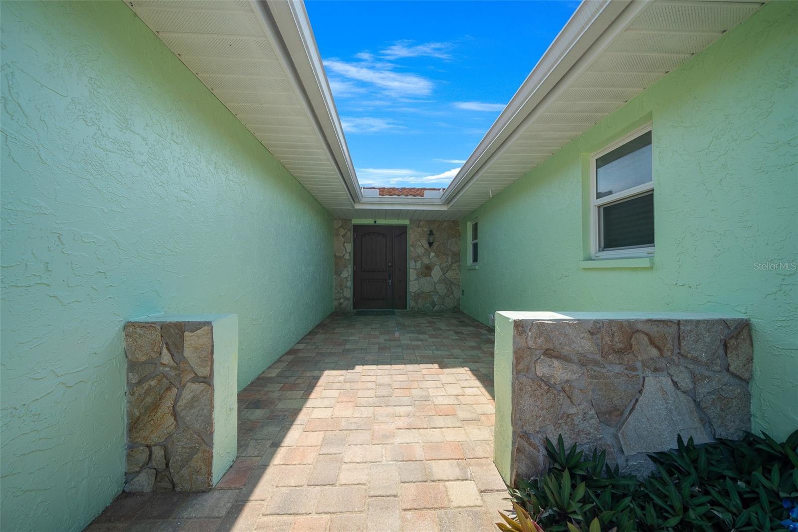 Image 3 of 43 For 9810 San Sebastian Way