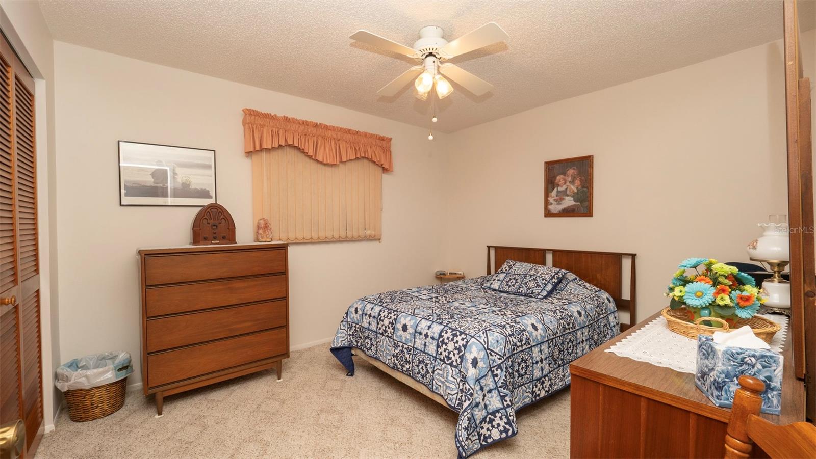 Listing photo id 14 for 5309 Bayonne Avenue