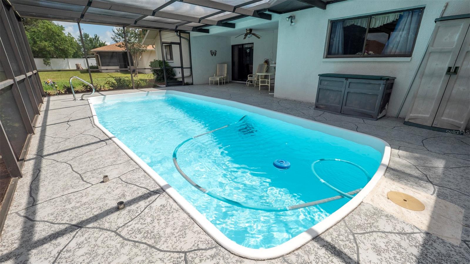 Listing photo id 24 for 5309 Bayonne Avenue