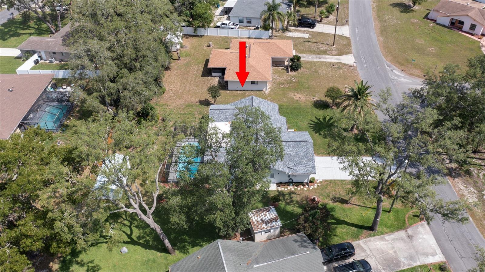 Listing photo id 34 for 5309 Bayonne Avenue