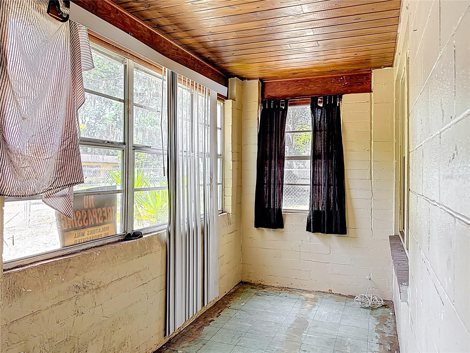Image 8 of 41 For 1324 4th Avenue