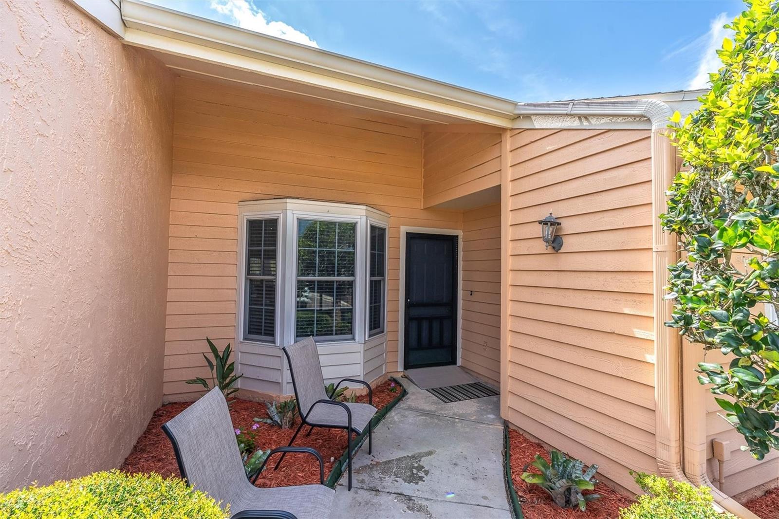 Listing photo id 0 for 9334 Whitstone Court