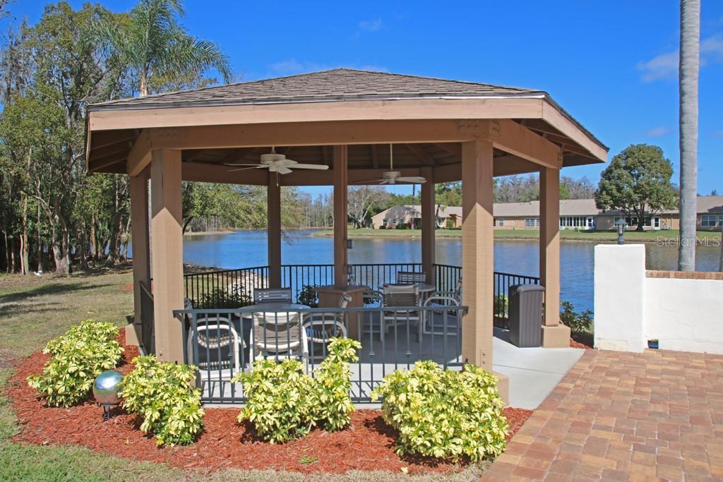 Listing photo id 30 for 9334 Whitstone Court