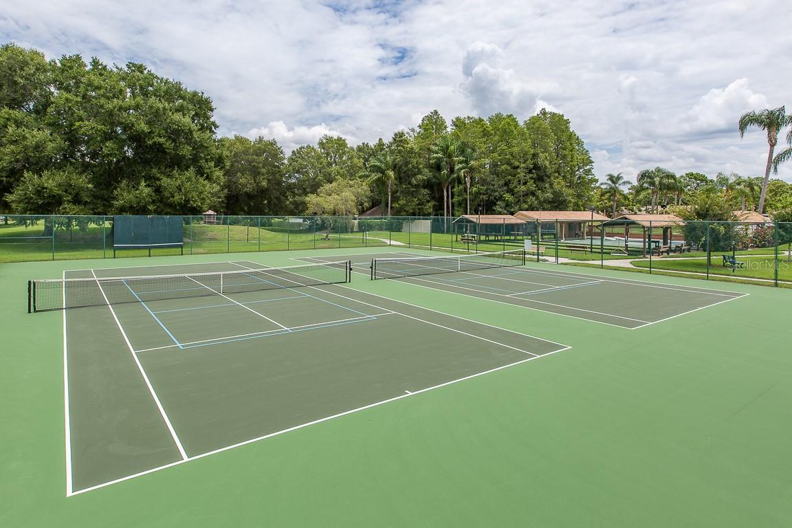 Listing photo id 36 for 9334 Whitstone Court