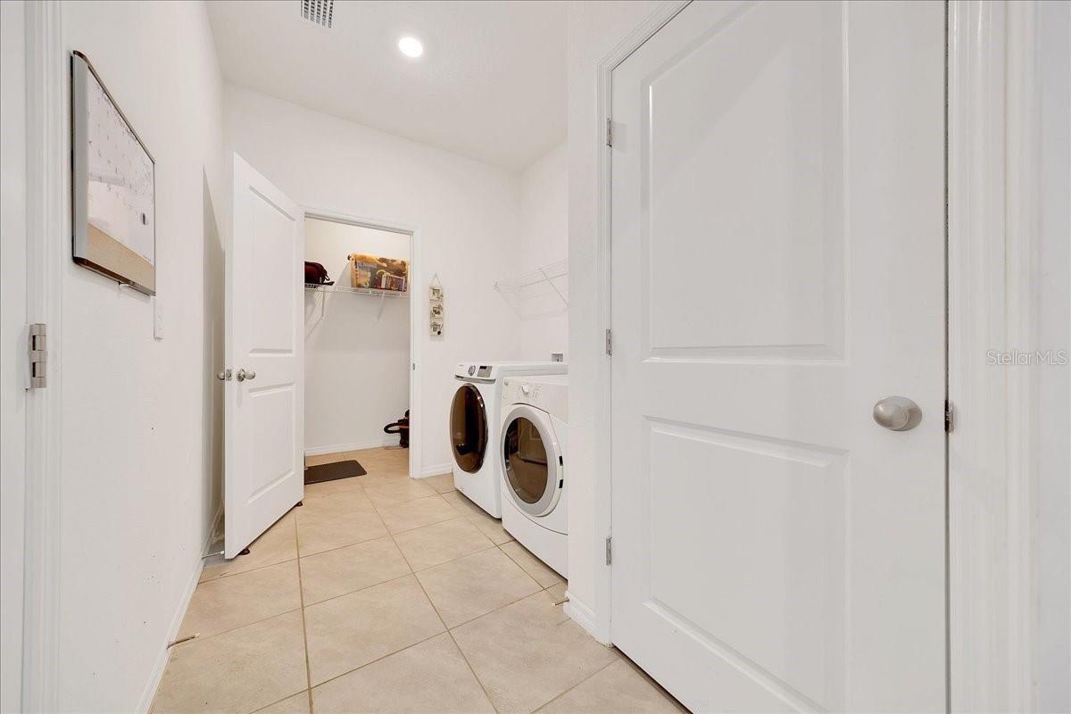 Image 11 of 45 For 13454 Golden Lime Ave