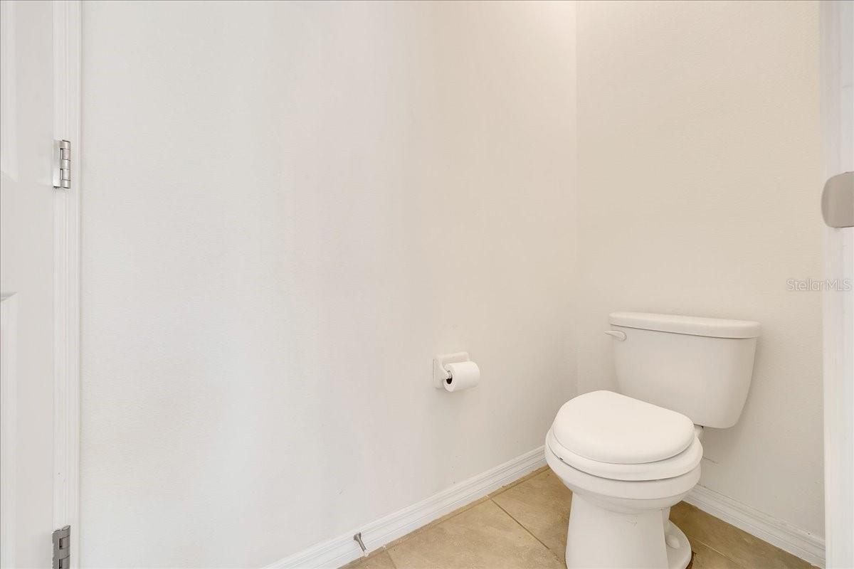 Image 31 of 45 For 13454 Golden Lime Ave