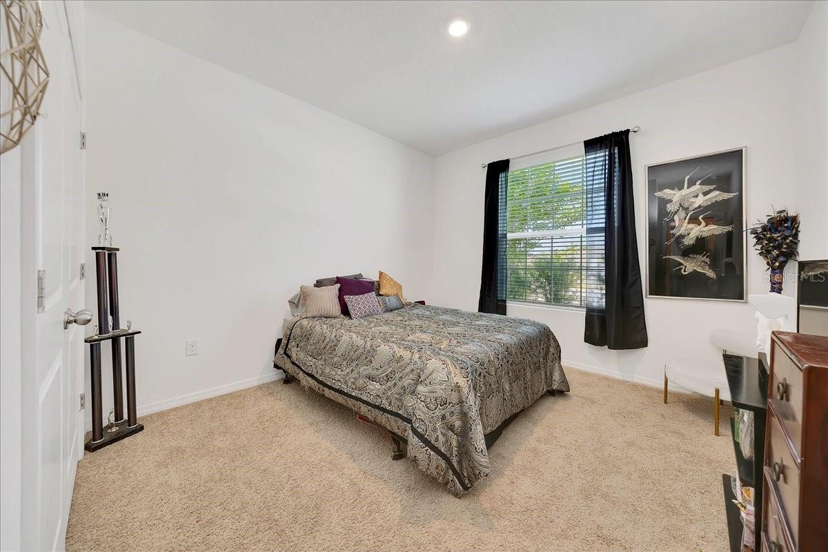 Image 8 of 45 For 13454 Golden Lime Ave