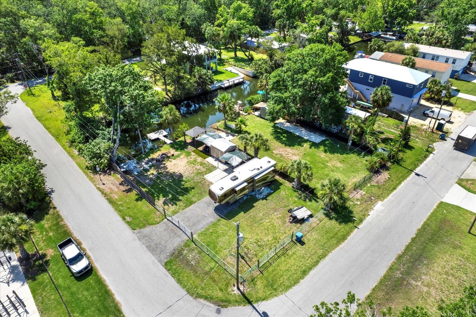 Image 2 of 15 For 6230 Island Drive