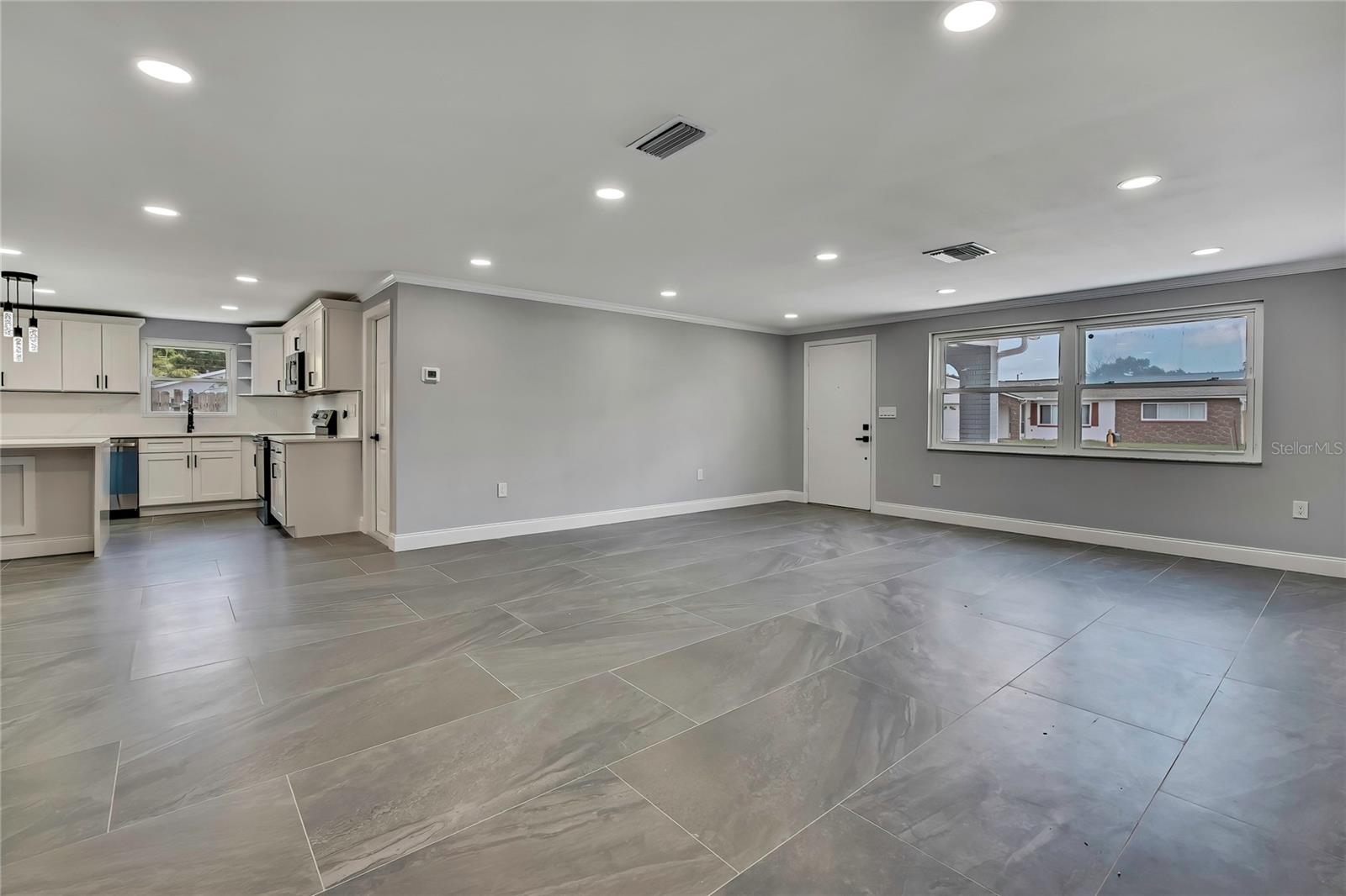 Image 10 of 68 For 6306 Aberdeen Avenue