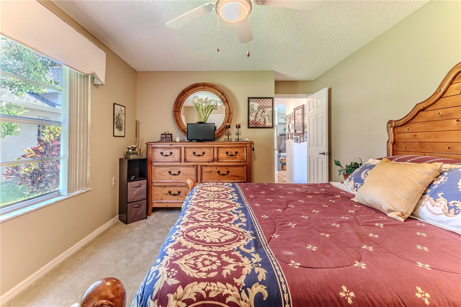 Listing photo id 43 for 8132 Summersong Court