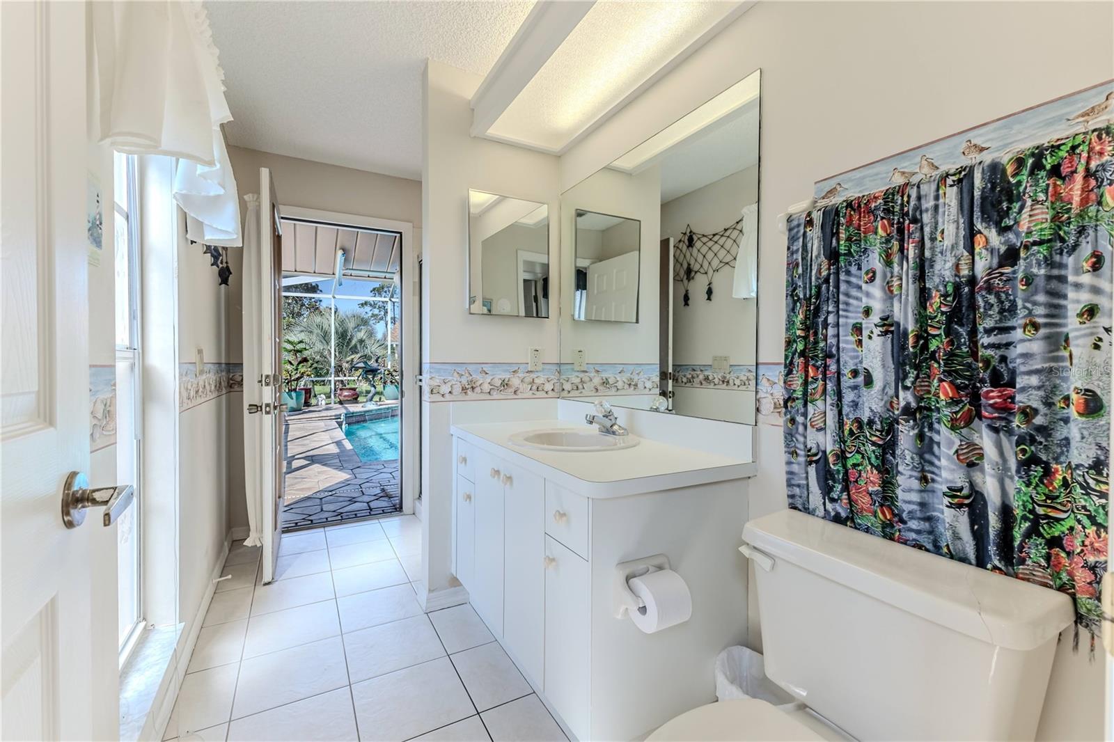 Listing photo id 51 for 8132 Summersong Court