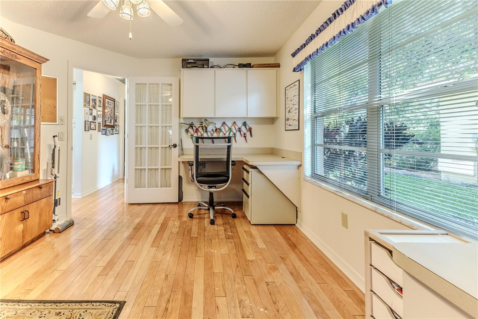Listing photo id 56 for 8132 Summersong Court