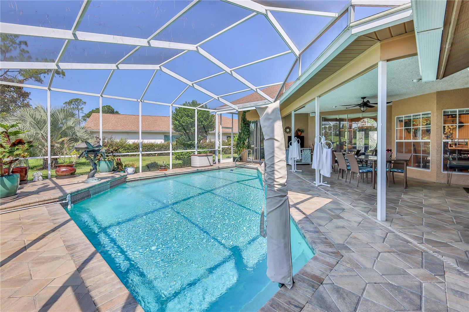 Listing photo id 66 for 8132 Summersong Court