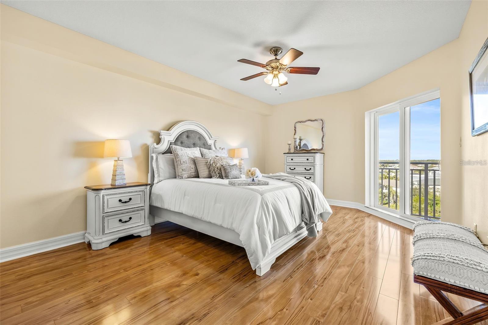 Image 18 of 22 For 4516 Seagull Drive 805