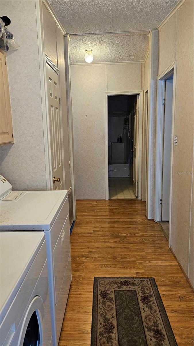 Image 21 of 49 For 18062 Carrolwood Drive