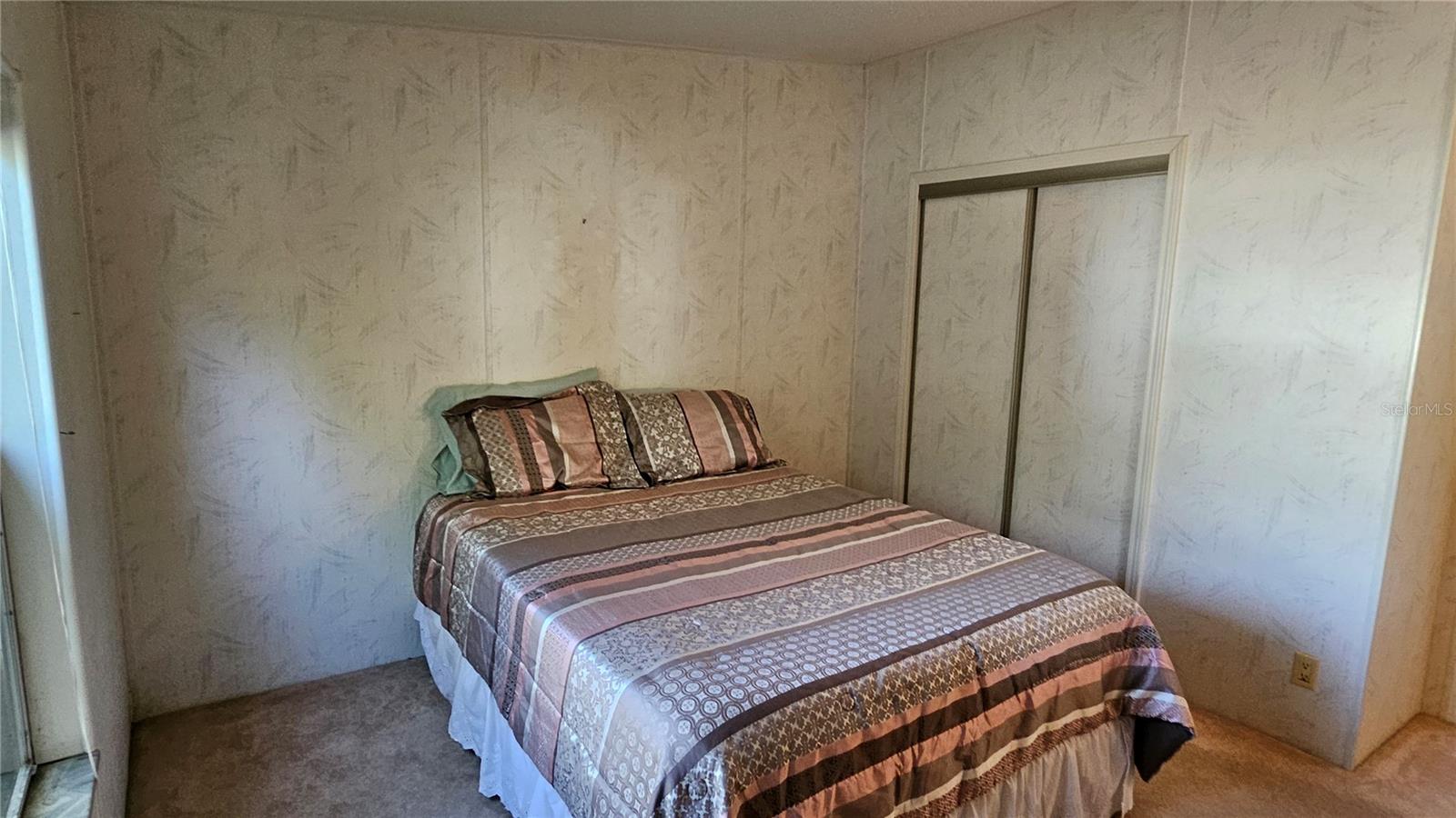 Image 23 of 49 For 18062 Carrolwood Drive