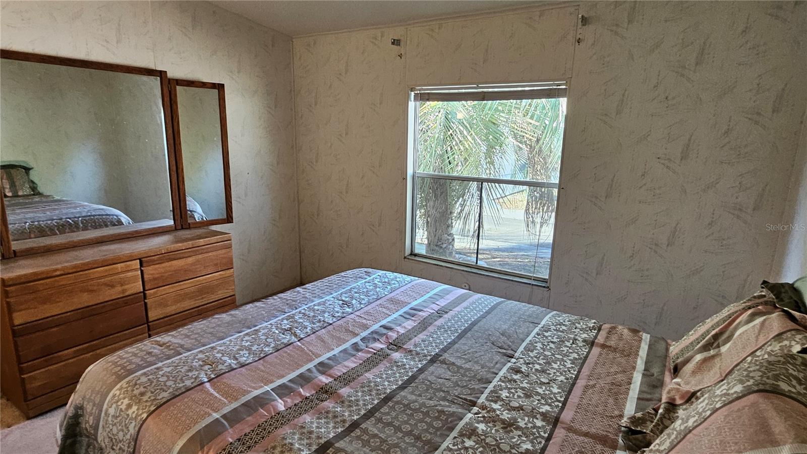 Image 24 of 49 For 18062 Carrolwood Drive