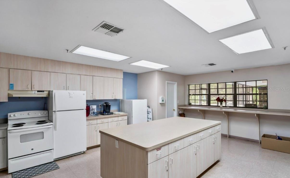 Image 47 of 49 For 18062 Carrolwood Drive