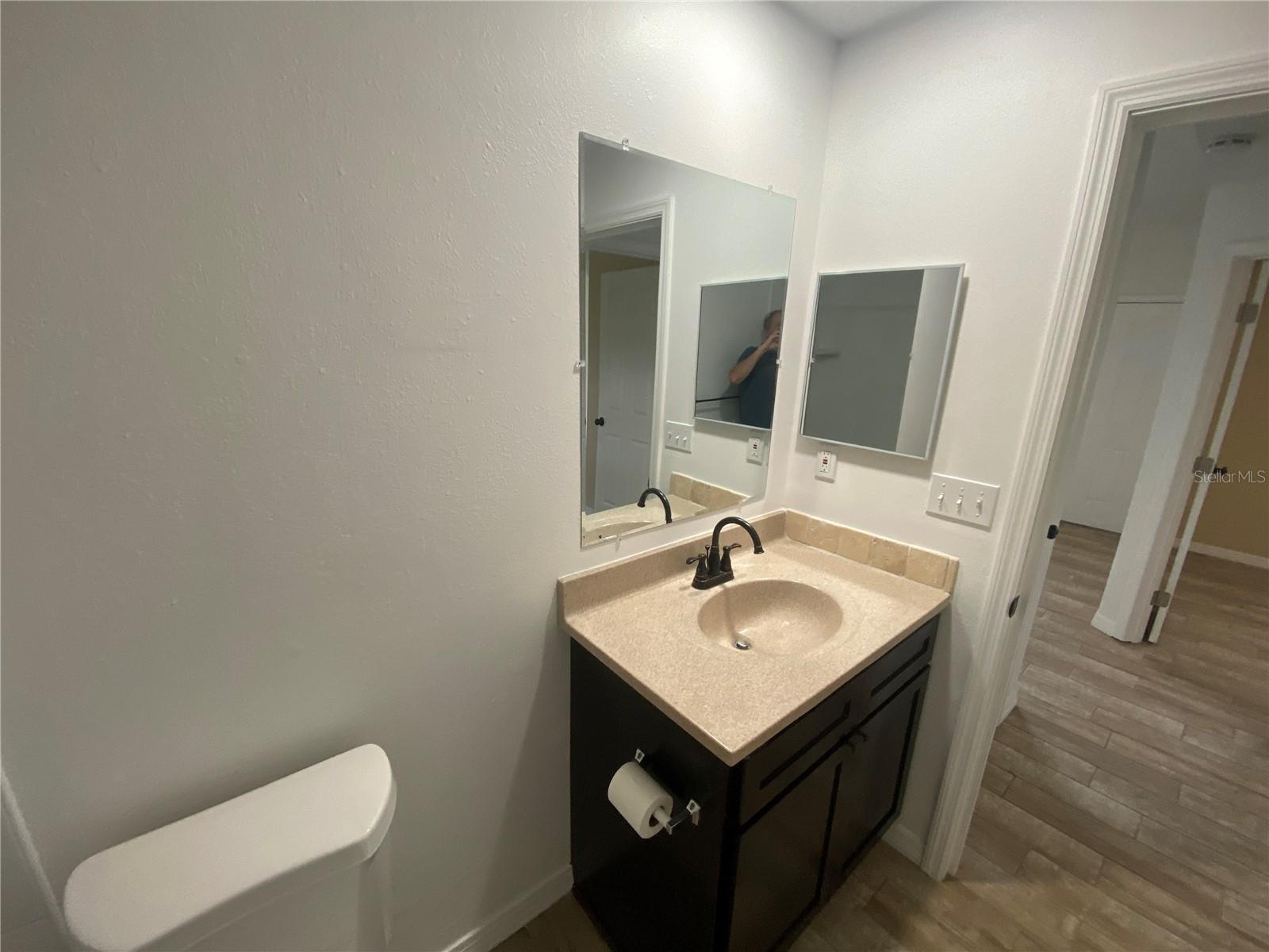 Listing photo id 18 for 11392 Beechdale Avenue