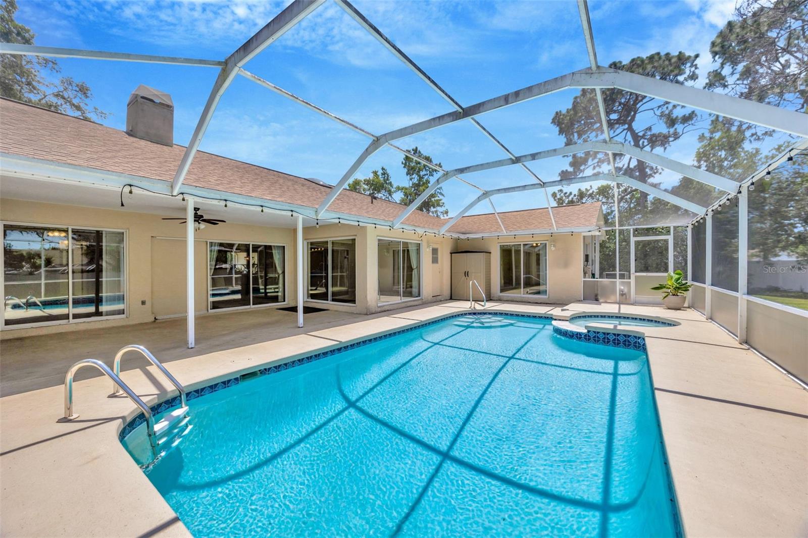 Image 2 of 61 For 11291 Countrywood Court