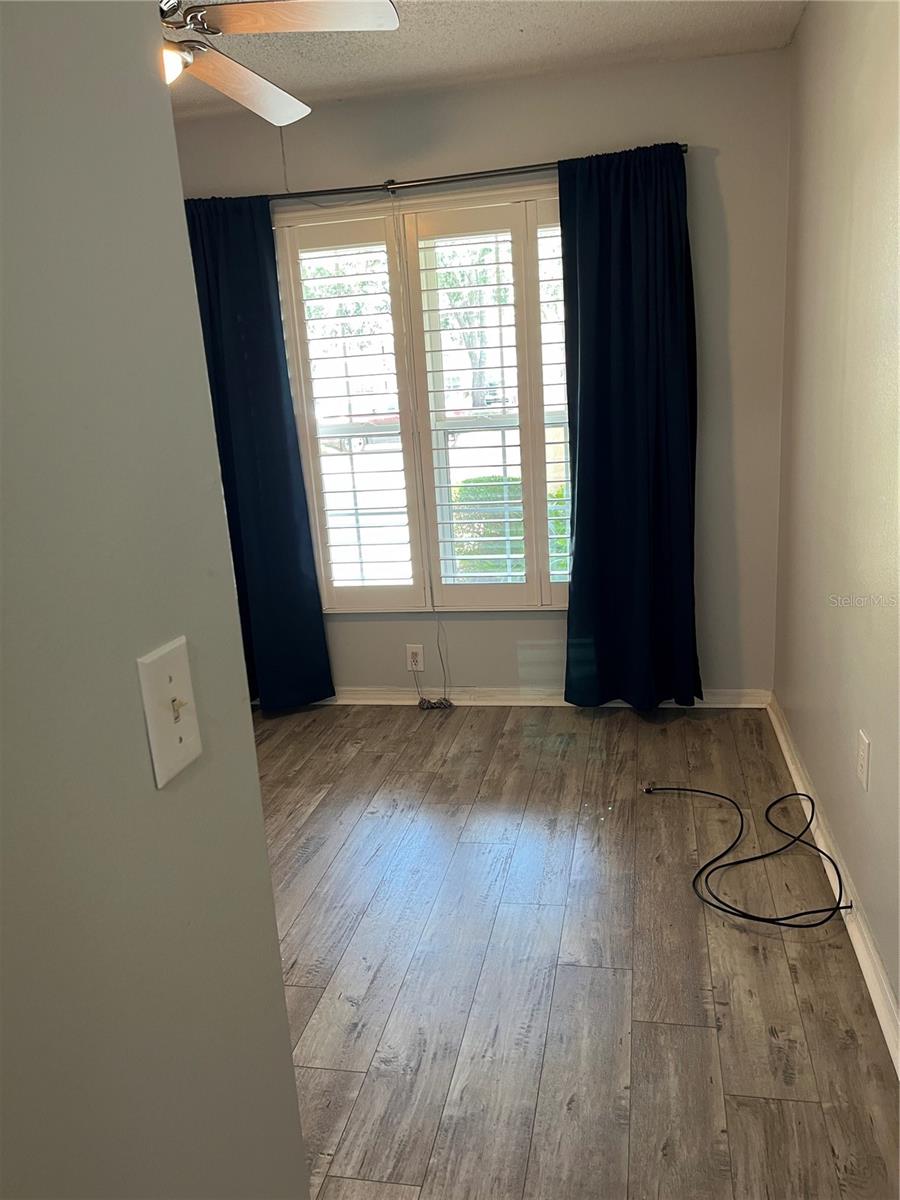 Image 16 of 33 For 7802 Hardwick Drive 1116