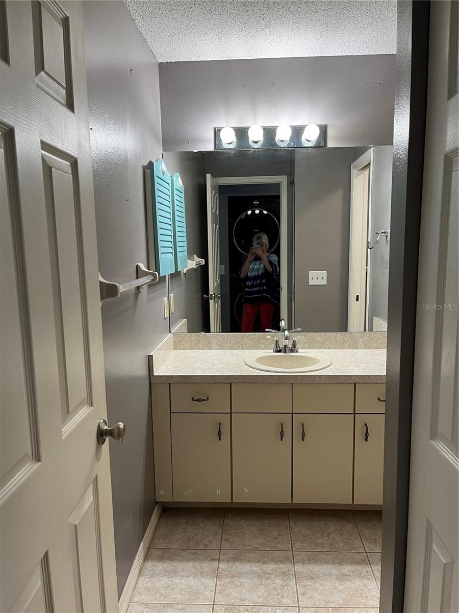 Image 18 of 33 For 7802 Hardwick Drive 1116