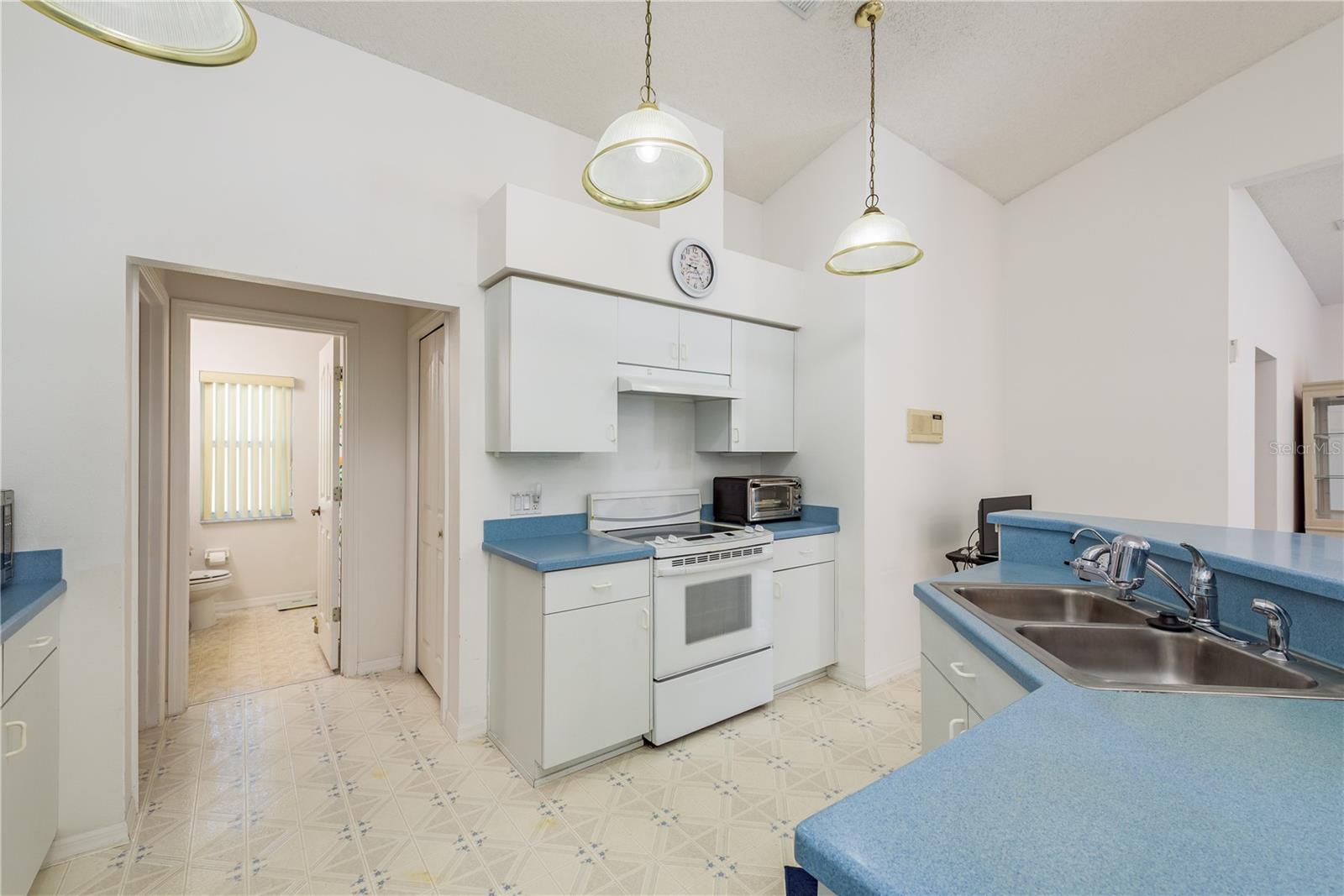 Image 13 of 35 For 5423 Abagail Drive