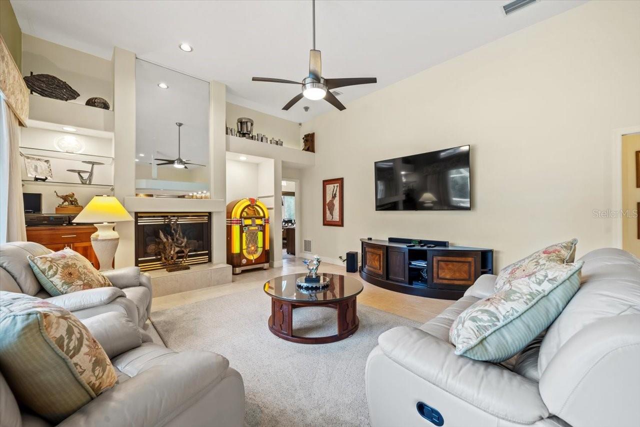 Listing photo id 24 for 9161 Southern Comfort Court