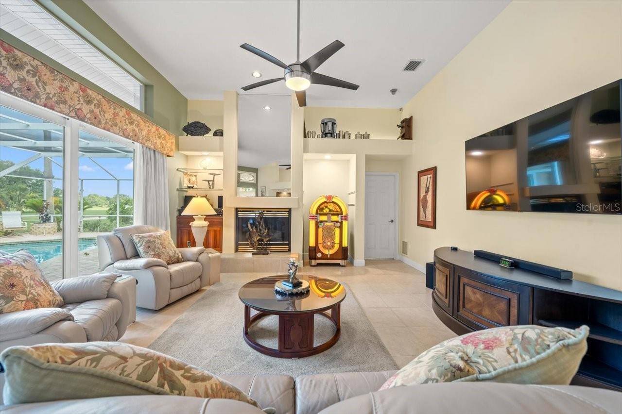 Listing photo id 25 for 9161 Southern Comfort Court