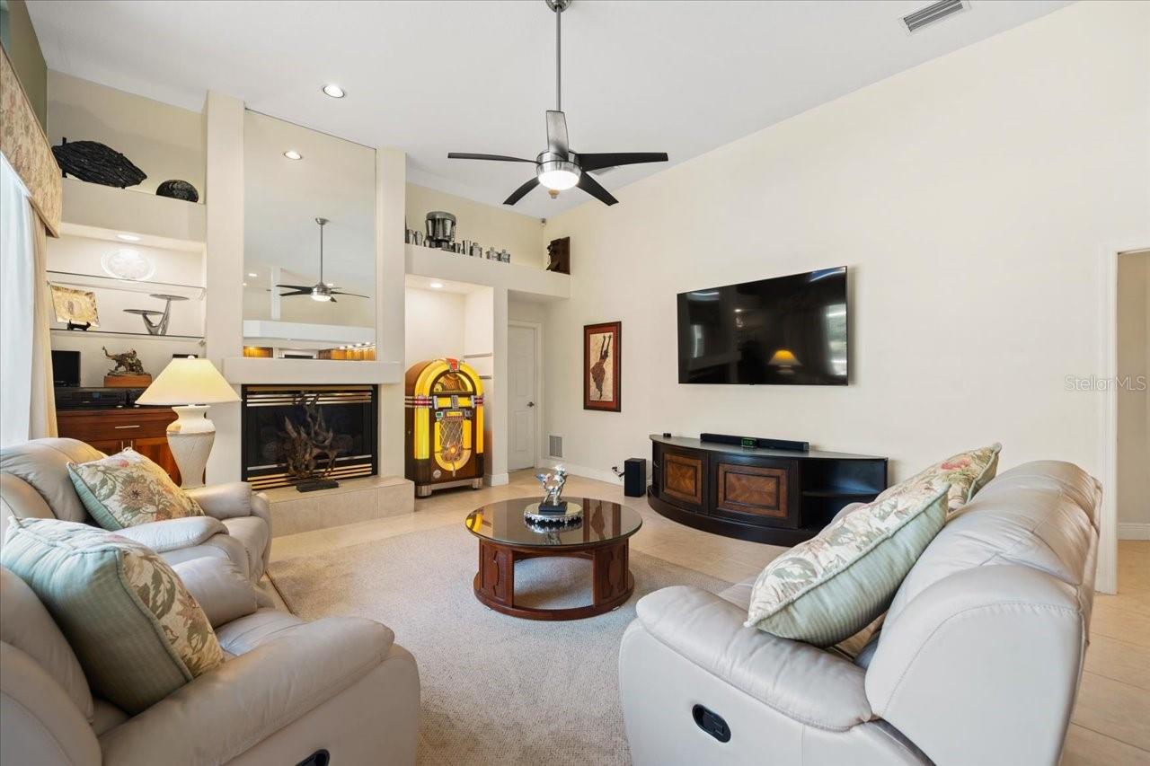 Listing photo id 27 for 9161 Southern Comfort Court