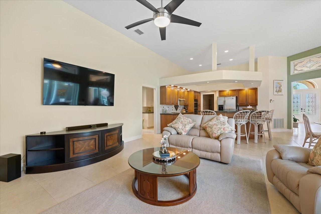 Listing photo id 28 for 9161 Southern Comfort Court
