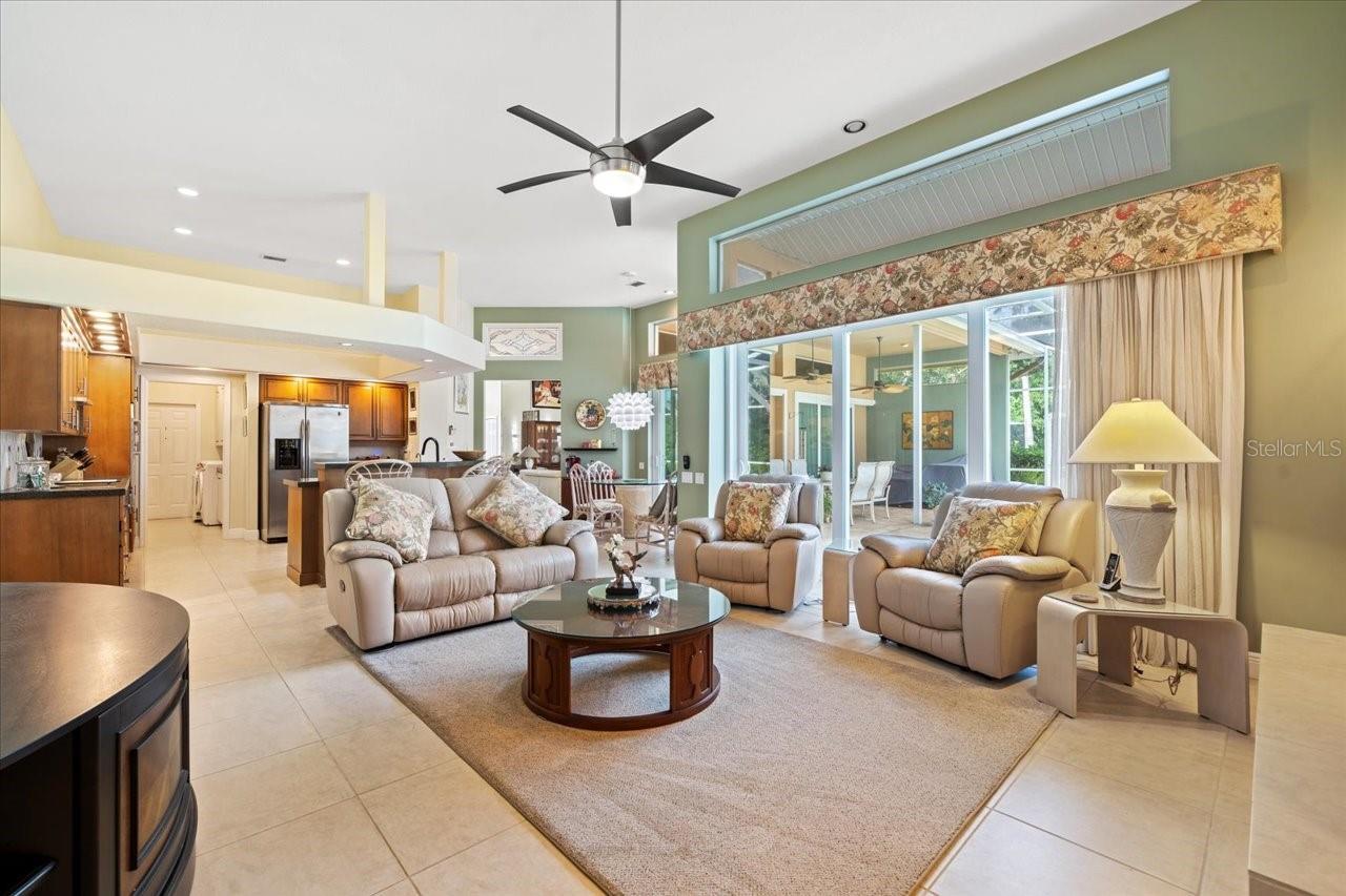 Listing photo id 29 for 9161 Southern Comfort Court