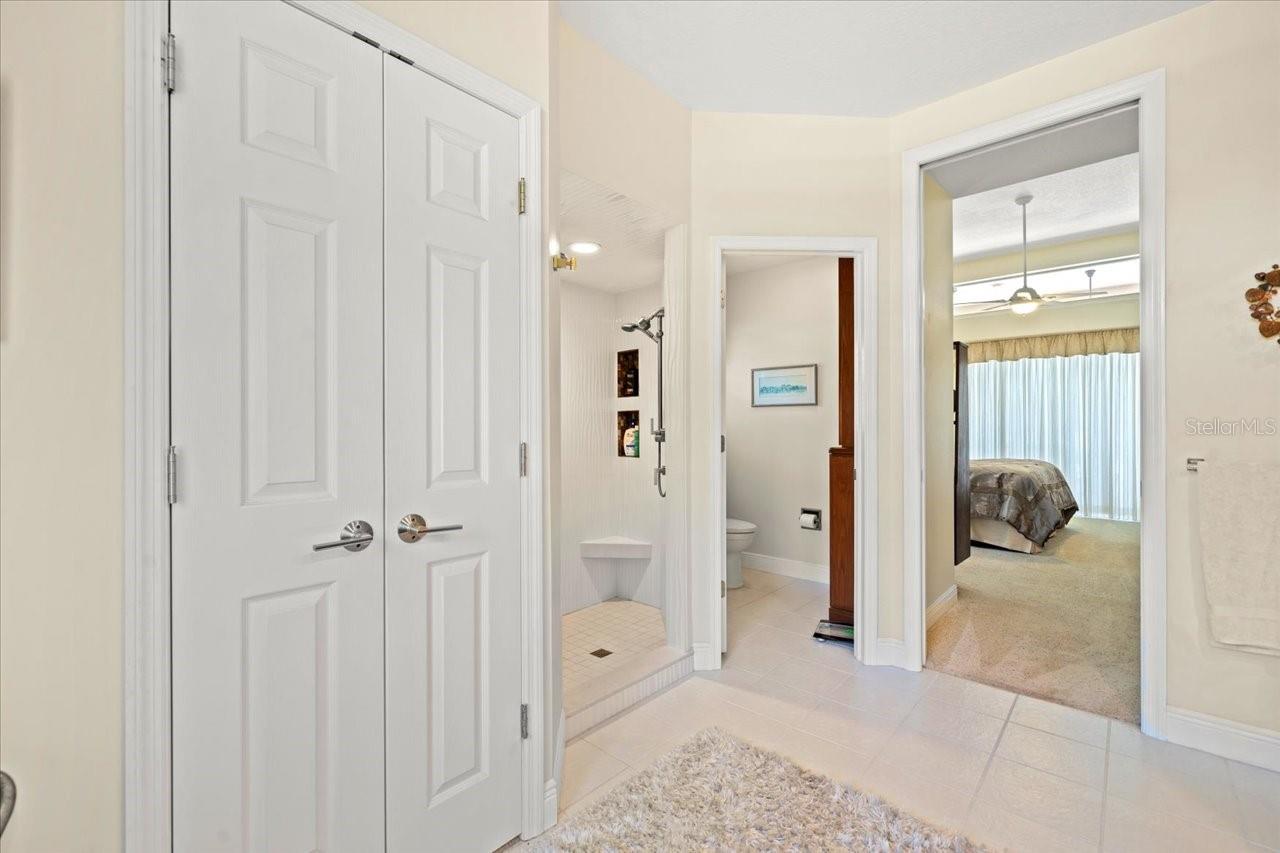 Listing photo id 35 for 9161 Southern Comfort Court