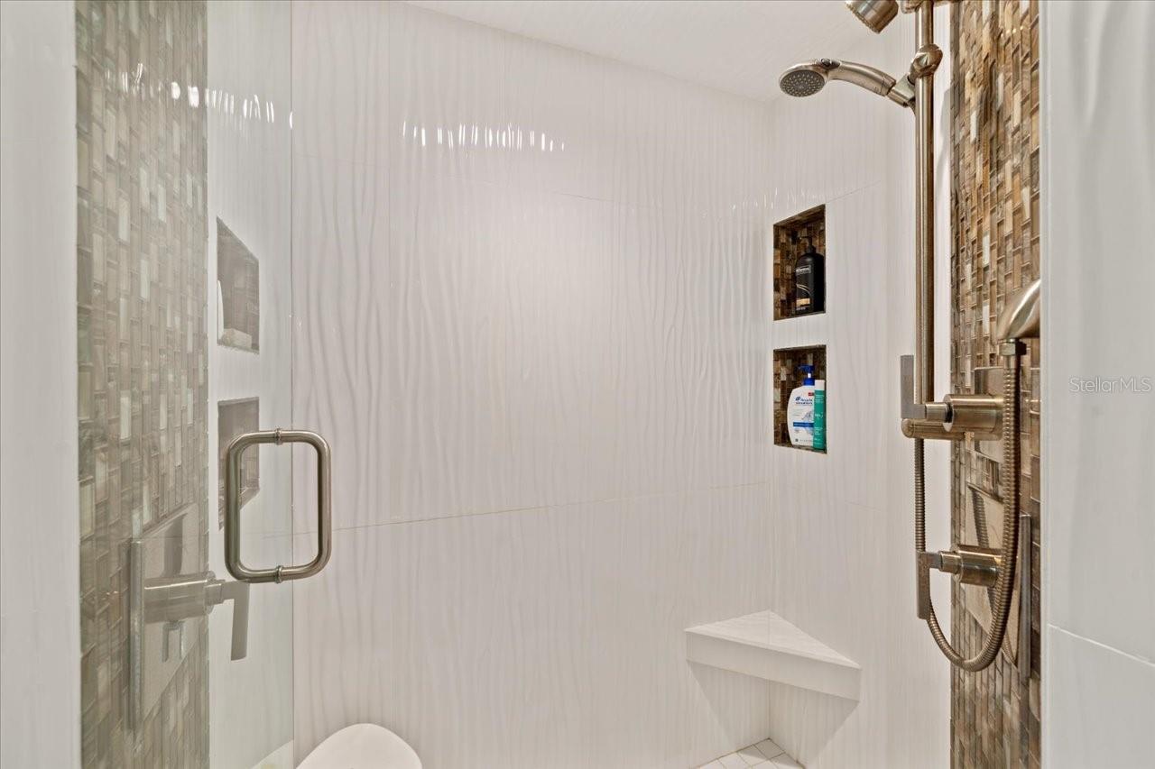 Listing photo id 37 for 9161 Southern Comfort Court
